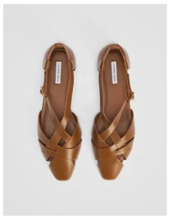 Country Road Mila Flat in Tan