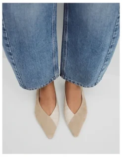 Country Road Norah Spliced Ballet in Buff