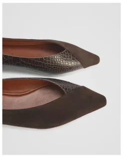 Country Road Norah Spliced Ballet in Chocolate