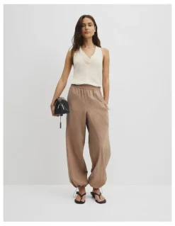 Country Road Parachute Pull-on Pant in Bark