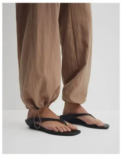 Country Road Parachute Pull-on Pant in Bark