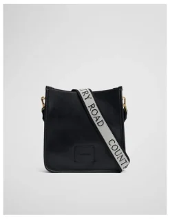 Country Road Pippa Crossbody in Black