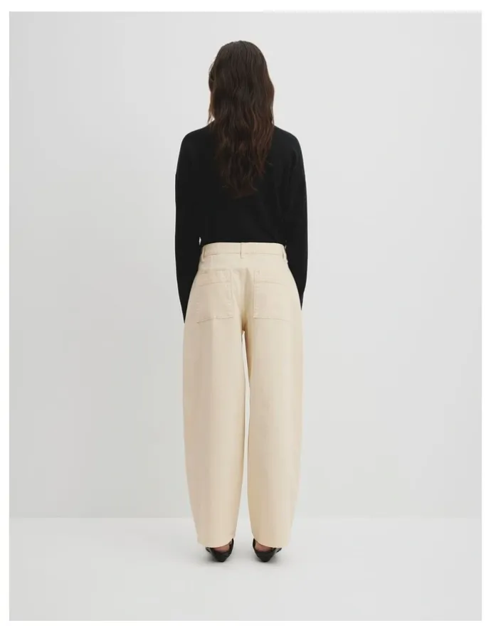 Country Road Relaxed Chino in Cashew