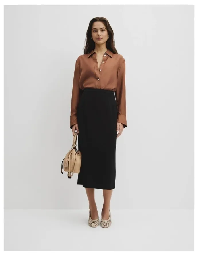 Country Road Silk Shirt in Deep Chestnut