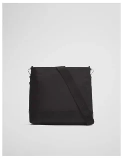 Country Road Soft Top Zip Crossbody in Black