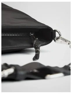 Country Road Soft Top Zip Crossbody in Black