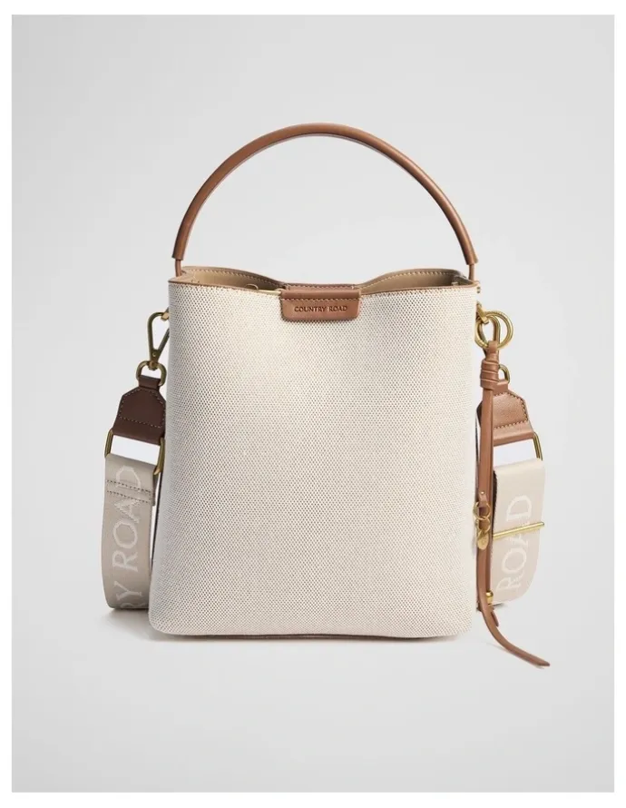 Country Road Spliced Bucket Bag in Natural