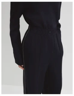 Country Road Sport Pant in Navy