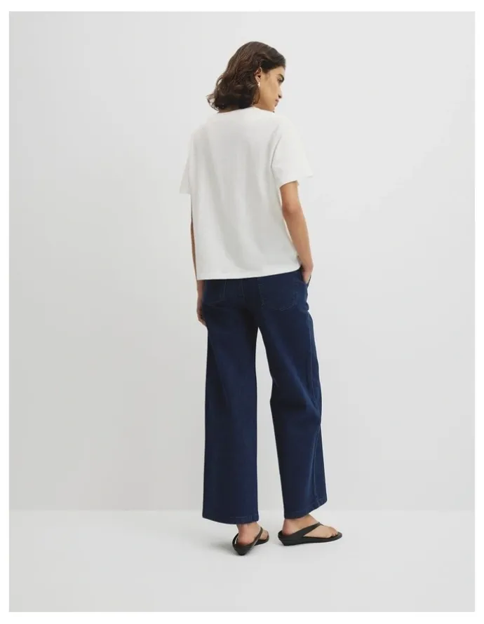 Country Road Textured Short Sleeve Slub T-shirt in White