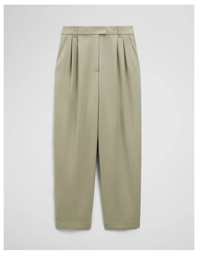 Country Road Wool Blend Tailored Pant in Pistachio