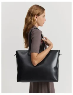 Country Road Work Tote in Black