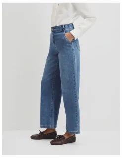 Country Road Refined High Rise Wide Leg Jean in Mid Blue Wash