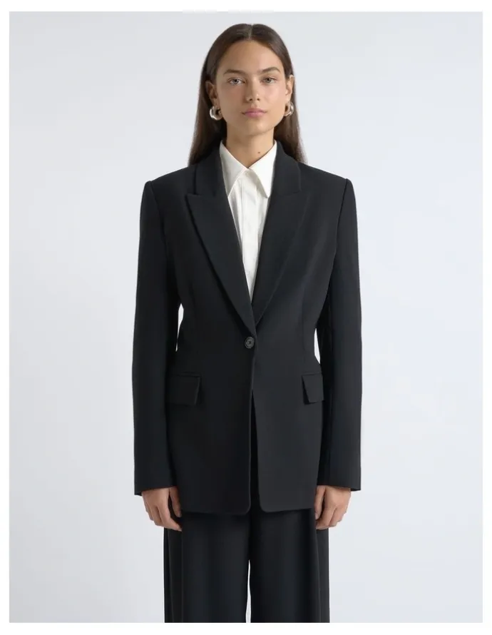 Cue Crepe Boyfriend Blazer