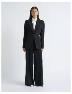 Cue Crepe Boyfriend Blazer