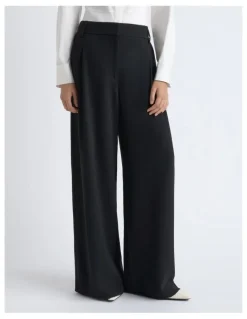 Cue Crepe Pleat Wide Leg Pant