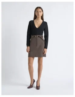 Cue Milano Long Sleeve V Neck Knit