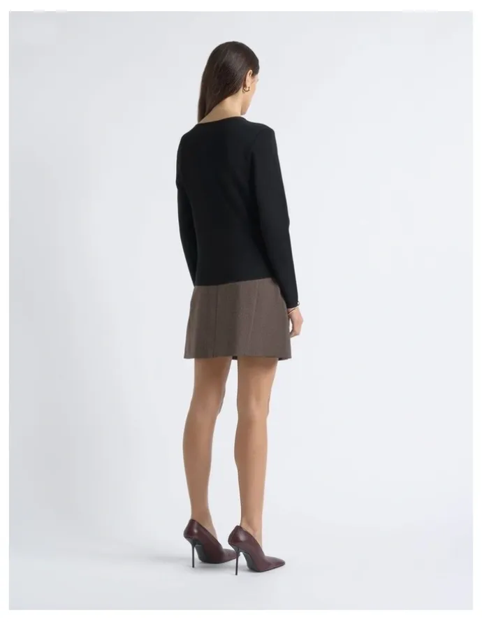 Cue Milano Long Sleeve V Neck Knit