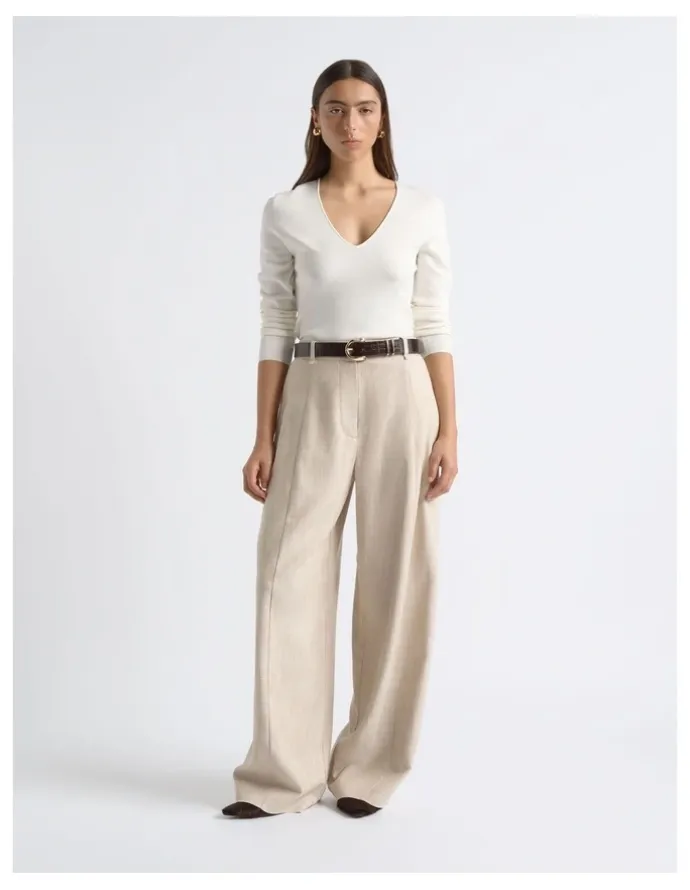 Cue Milano Long Sleeve V Neck Knit