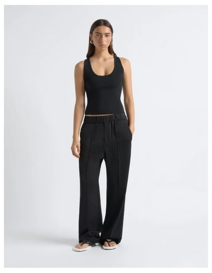 Cue Scoop Neck Tank