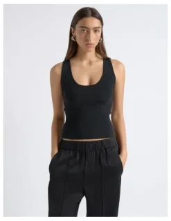 Cue Scoop Neck Tank