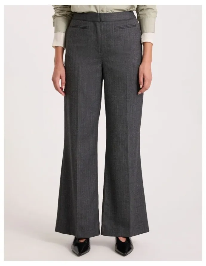 David Lawrence Domini Pinstripe Wide Leg Pant in Charcoal Stripe