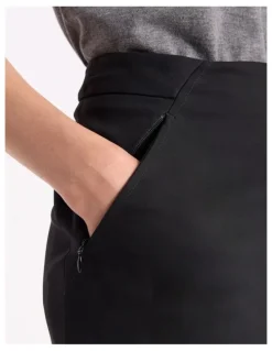 David Lawrence Edna Pencil Skirt in Black