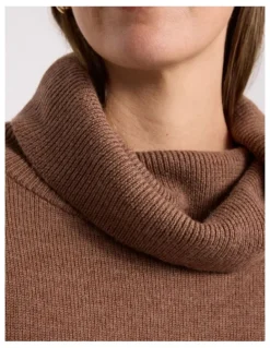 David Lawrence Roll Neck Gilet in Nutmeg