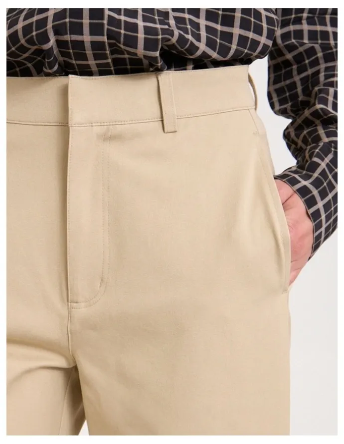 David Lawrence Sadie Crop Pant in Tawny