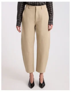 David Lawrence Sadie Crop Pant in Tawny
