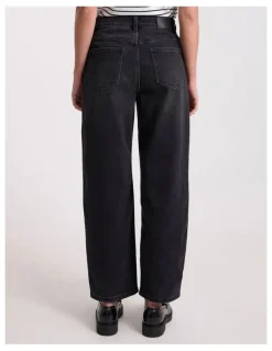 David Lawrence Hannah Crop Jeans in Washed Black