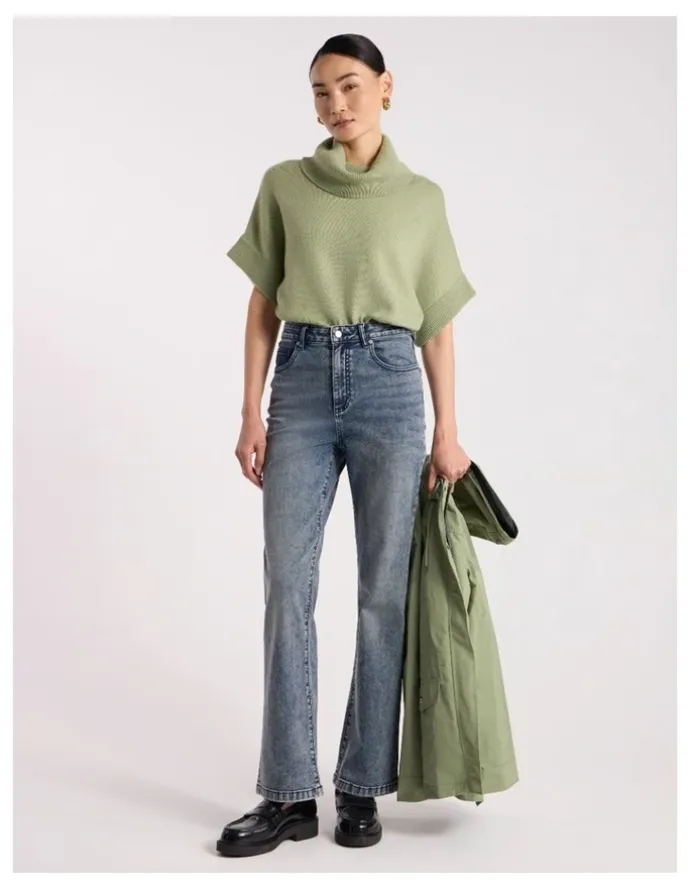 David Lawrence Shandie Kick Flare Jean in Antique Wash