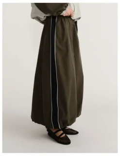 Decjuba D-Luxe Contrast Panel Skirt