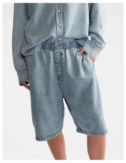 DECJUBA D-Luxe Fluid Denim Short in Blue