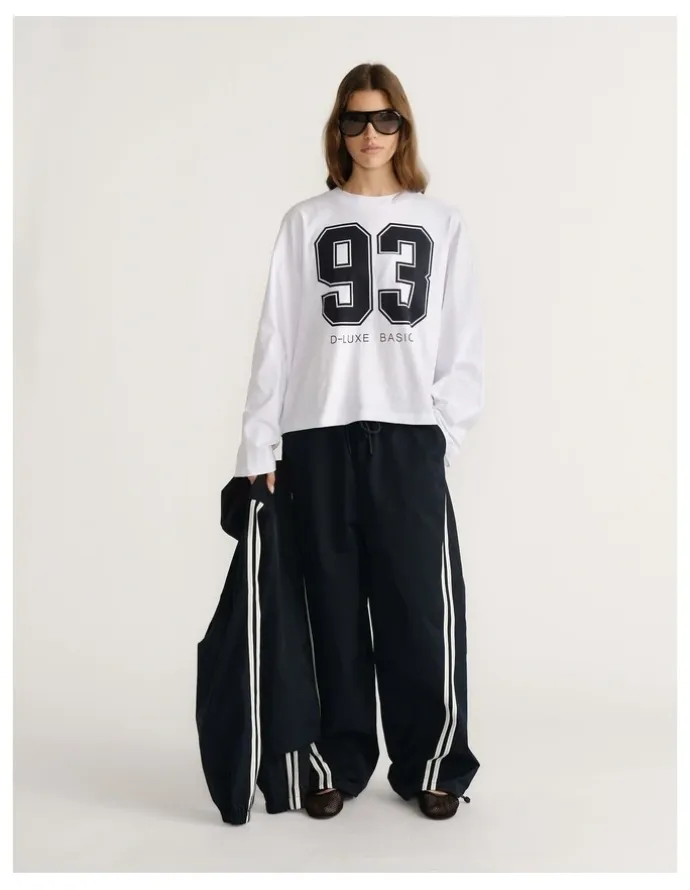Decjuba D-Luxe Number Long Sleeve Tee