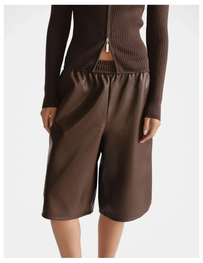 DECJUBA D-Luxe PU Bermuda Short