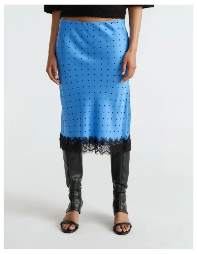 Decjuba Karly Lace Midi Skirt in Azure Spot Print