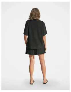 DECJUBA Terry Short in Black
