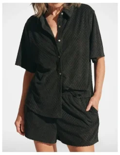 DECJUBA Terry Short in Black