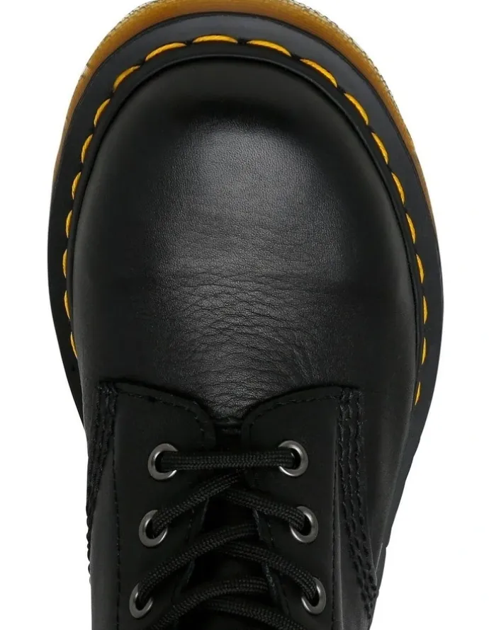 Dr Martens 1460 8 Eye Boots in Nappa Black