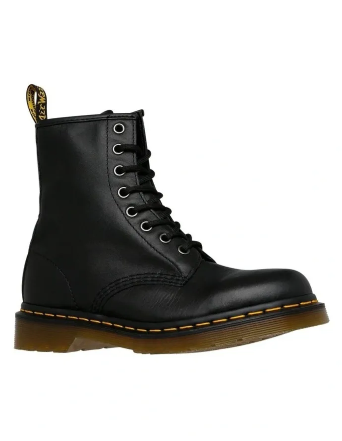 Dr Martens 1460 8 Eye Boots in Nappa Black