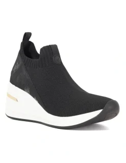 Dune London Elevates Knit Runner In Black