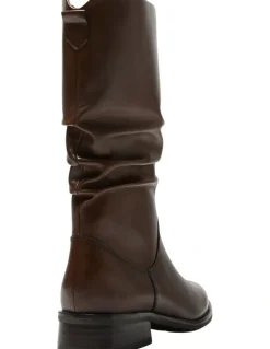 Easy Steps Adam Leather Boots in Brown