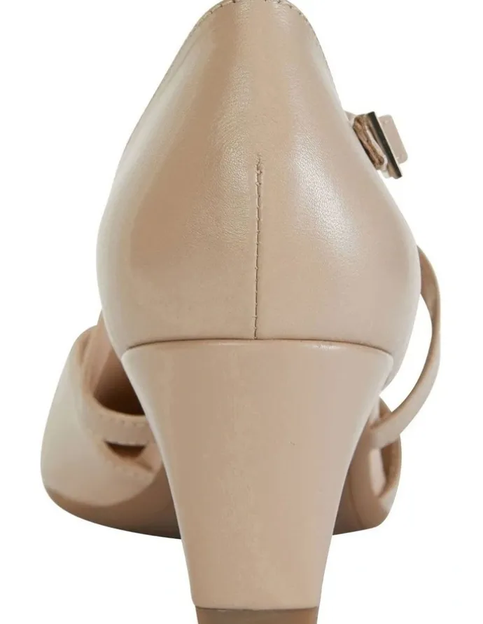 Easy Steps Addison Heeled Shoes in Nude Glove