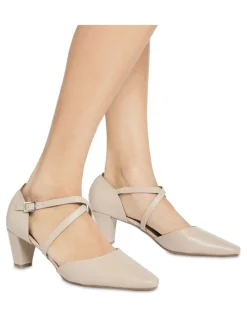 Easy Steps Addison Heeled Shoes in Nude Glove