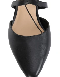 Easy Steps Addison Heeled Shoes in Black Glove