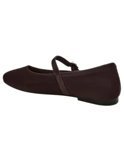 Easy Steps Athena Ballet Flats in Chocolate Suede