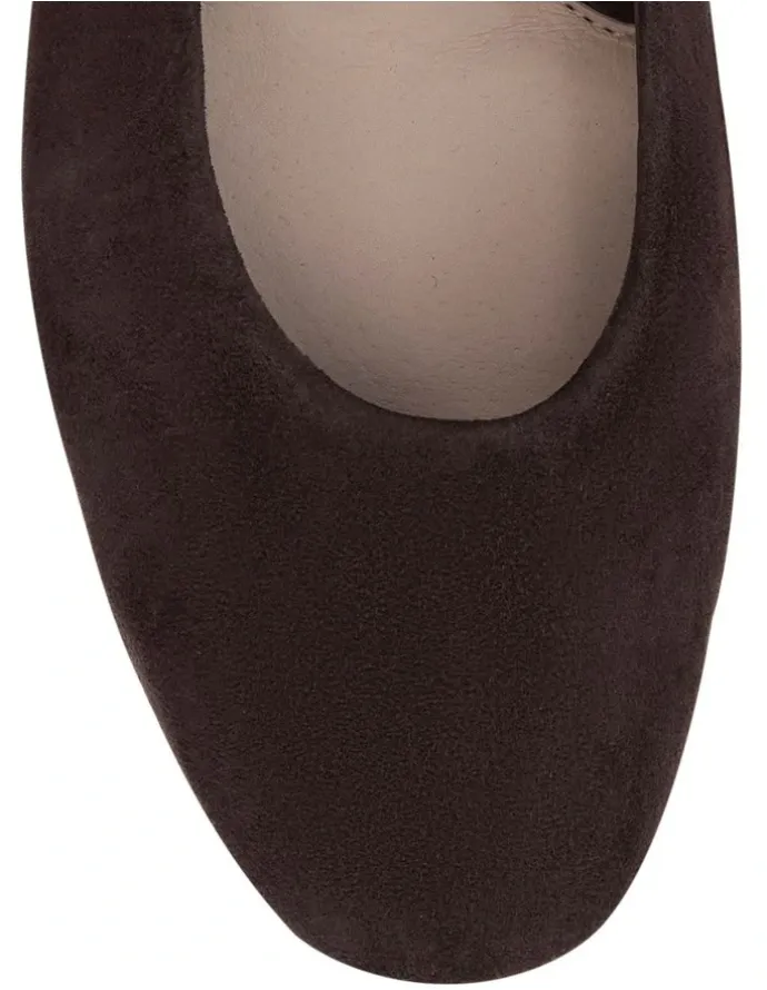 Easy Steps Athena Ballet Flats in Chocolate Suede