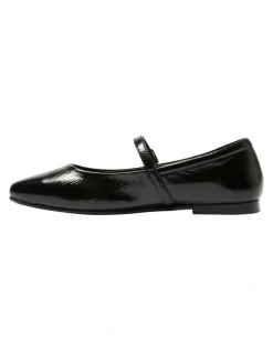 Easy Steps Athena Flat Shoes in Black Crinkle Patent Leather