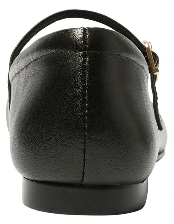 Easy Steps Athena Flat Shoes in Black Leather