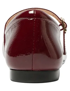 Easy Steps Athena Flat shoes in Wine Patent Leather